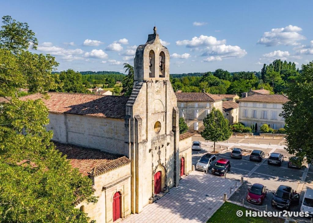 Вилла Gironde Style House Bordering The River Sainte-Terre Экстерьер фото